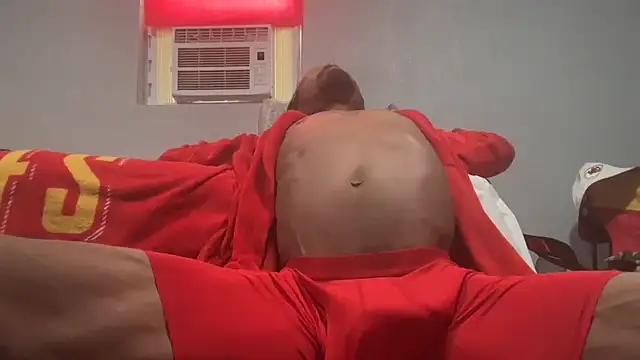 Snapshot of skarfosbabes69 chatting on 10.05.25 skarfosbabes69 online show from 10.05.25