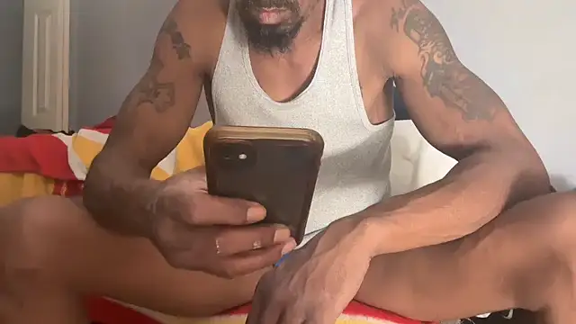 Snapshot of skarfosbabes69 chatting on 10.08.25 skarfosbabes69 online show from 10.08.25