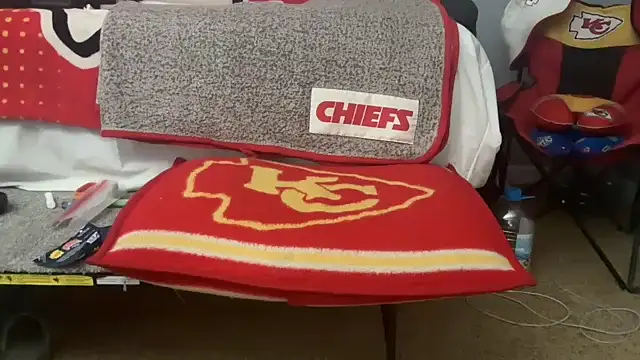 Snapshot of skarfosbabes69 chatting on 10.14.25 skarfosbabes69 online show from 10.14.25