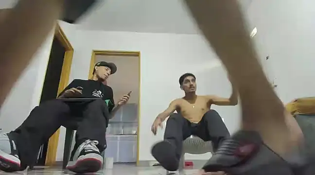 Snapshot of latin_bbc chatting on 01.17.25 latin bbc online show from 01.17.25