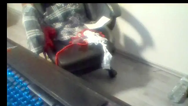 Snapshot of Stiiier1992 chatting on 10.16.25 Stiiier1992 online show from 10.16.25