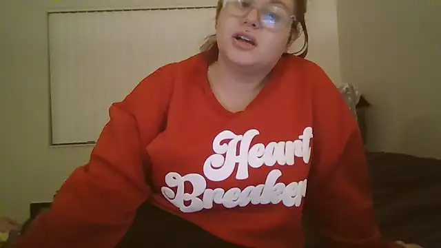 HoneyBear19 online show from 02.15.25