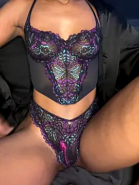 Snapshot of Nova_Kane chatting on 12.15.25 Nova Kane online show from 12.15.25