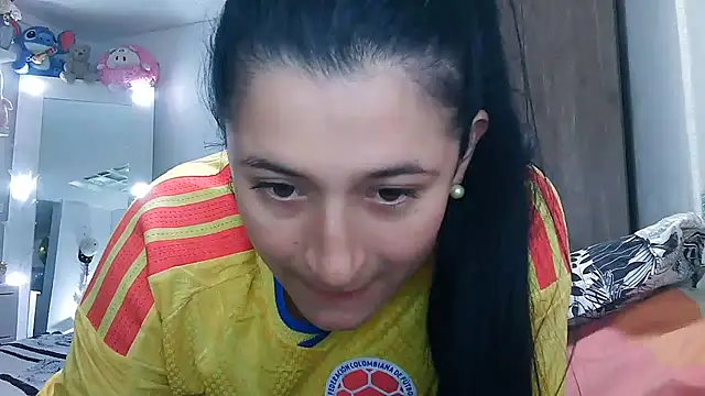 Snapshot of kami_lexy chatting on 06.27.26 kami lexy online show from 06.27.26