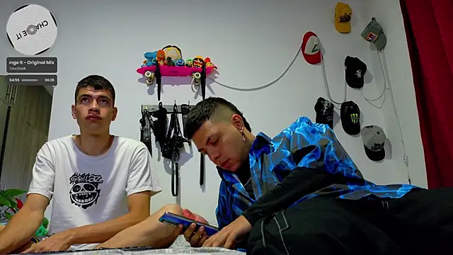 Nymphobuddies online show from 01.04.25