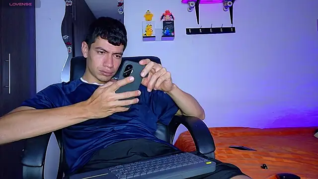 Nymphobuddies online show from 09.09.25