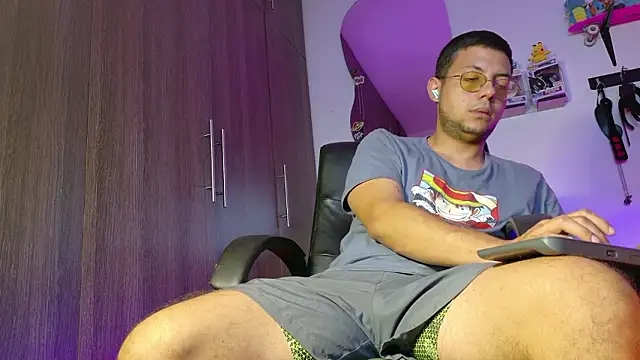 Nymphobuddies online show from 03.14.26