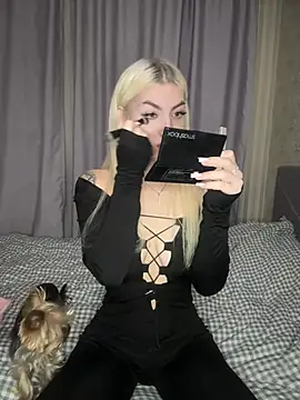 Cute Barbieee  online show from 12.16.24