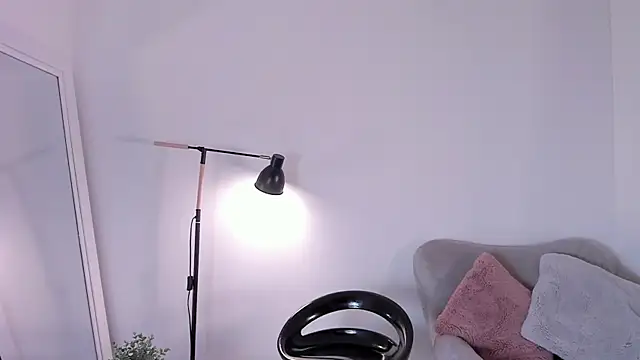 EmmaaCoel online show from 12.20.24