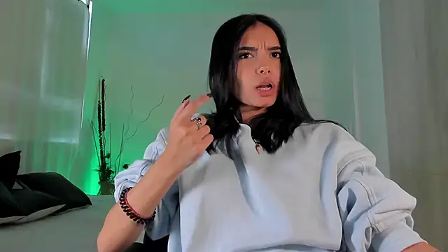 AnabelWolf online show from 01.27.25