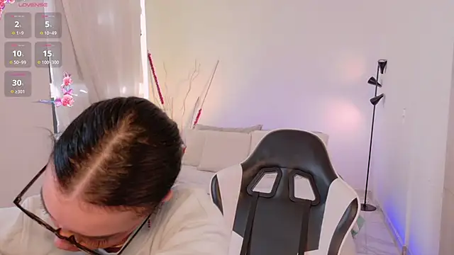 AnabelWolf online show from 01.14.26