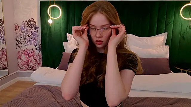 MichelleReid online show from 03.11.25