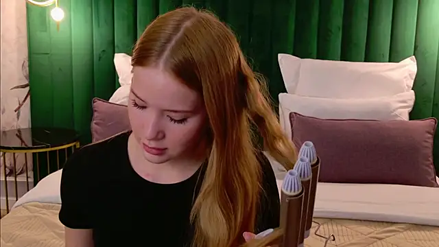 MichelleReid online show from 09.24.25