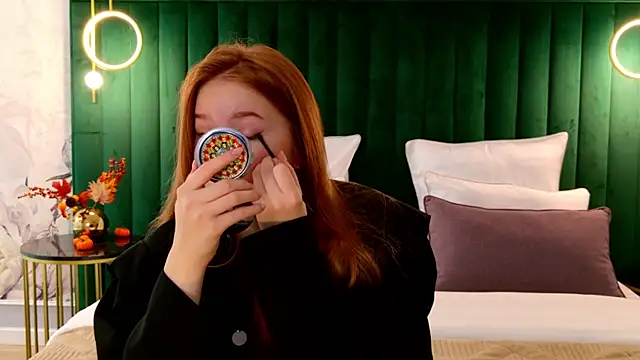 MichelleReid online show from 10.17.25