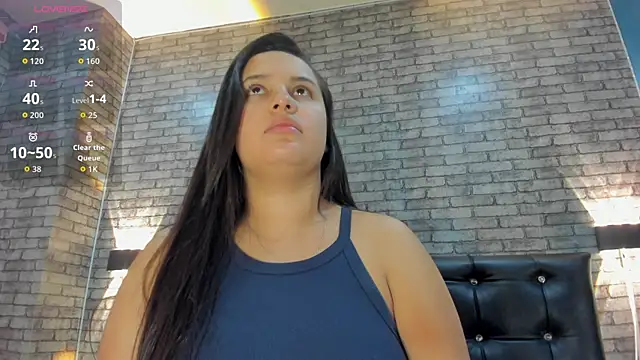 Snapshot of Victoria_Ponce1 chatting on 11.20.25 Victoria Ponce1 online show from 11.20.25