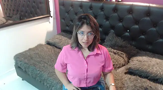 Pandoracherry online show from 12.19.24