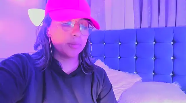 Pandoracherry online show from 02.11.25