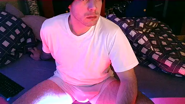 Snapshot of Toyboy84X chatting on 01.24.25 Toyboy84X online show from 01.24.25