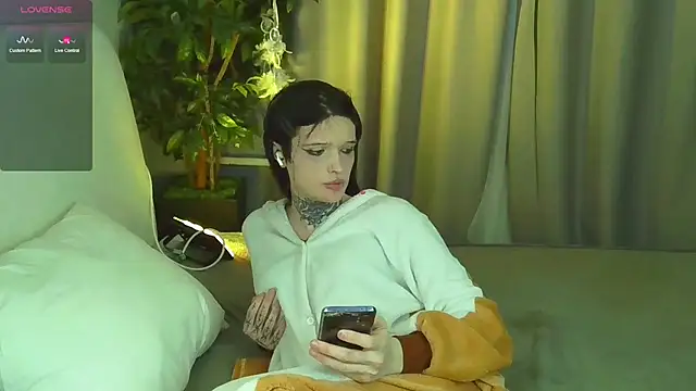 Simona Rain online show from 02.20.25