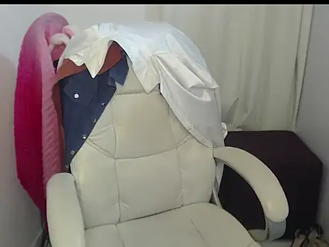 Xileny-Halliwey online show from 01.25.25