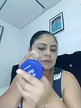 ElizabethWeil online show from 12.03.25