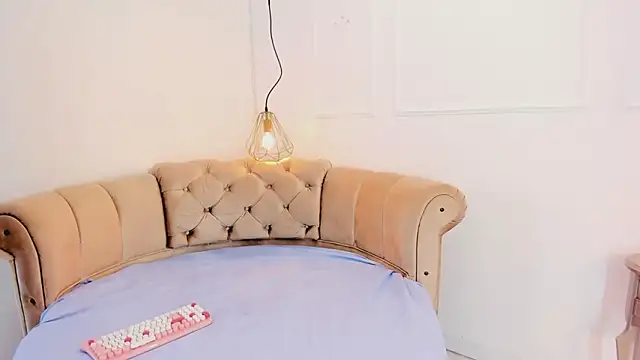 briannaduque online show from 03.13.25