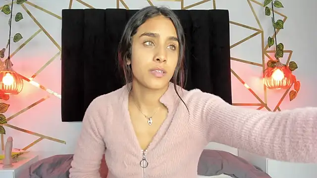 Snapshot of Ambeer_Rousess chatting on 03.13.25 Ambeer Rousess online show from 03.13.25