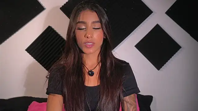 Ambeer Rousess online show from 04.17.26