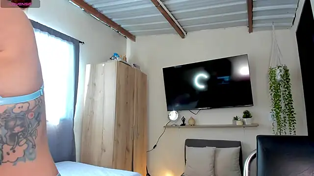 sofiaVelez01 online show from 02.04.26