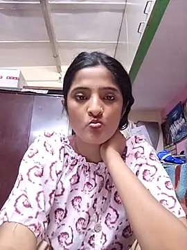 BabySlimmy10 online show from 10.15.25