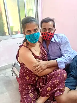 Snapshot of Cute-manisha chatting on 03.21.25 Cute-manisha online show from 03.21.25