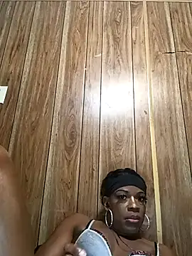 Snapshot of kobrashekyng chatting on 12.14.25 kobrashekyng online show from 12.14.25