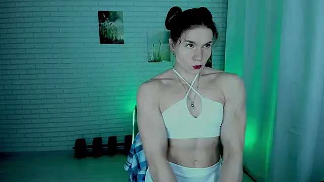 Snapshot of Lisa_Ray chatting on 12.14.25 Lisa Ray online show from 12.14.25