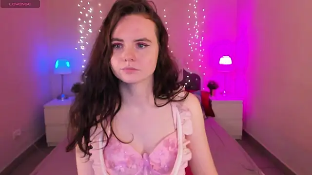 Snapshot of AmA_lia_ chatting on 01.14.25 AmA lia online show from 01.14.25