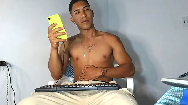 Snapshot of maximo_vega_newv chatting on 12.03.25 maximo vega newv online show from 12.03.25