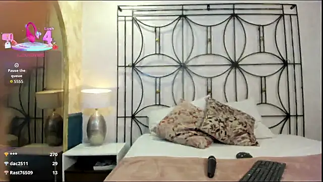 Pamela Johnsonn online show from 10.04.25