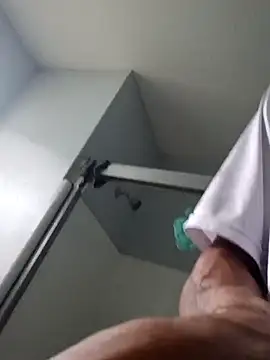 Snapshot of CirocObama69 chatting on 10.02.25 CirocObama69 online show from 10.02.25