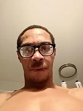 Snapshot of CirocObama69 chatting on 10.30.25 CirocObama69 online show from 10.30.25