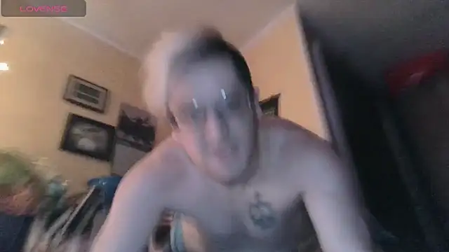 Snapshot of AryanJCole666 chatting on 12.16.24 AryanJCole666 online show from 12.16.24