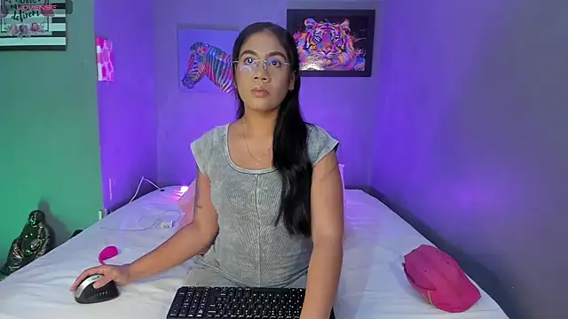 PammelaRoss1 online show from 06.04.26