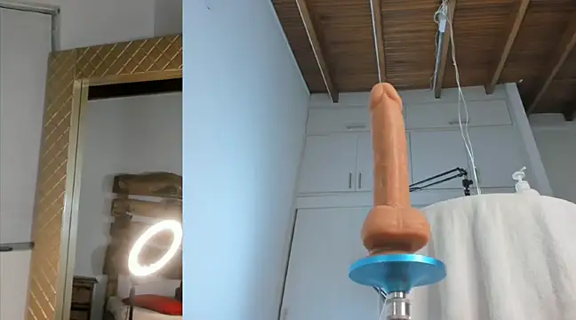 Lucy carter  online show from 02.28.25