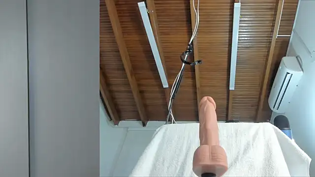 Lucy carter  online show from 09.23.25