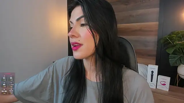 stephanya  online show from 12.20.25