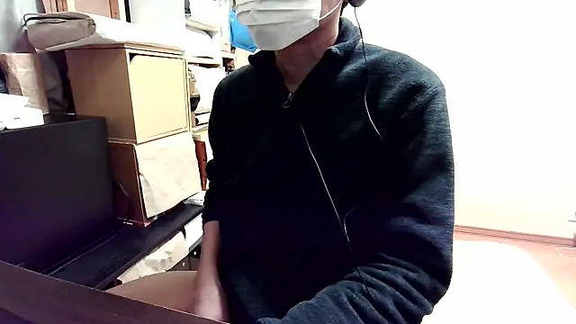 Snapshot of toho_cst chatting on 02.14.25 toho cst online show from 02.14.25