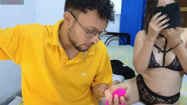 YuKinaHentaiI online show from 03.15.25