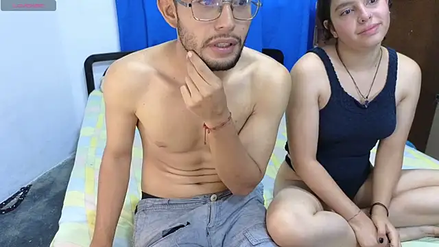 YuKinaHentaiI online show from 03.16.25