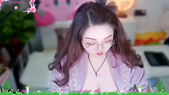 Weiwei5200 online show from 12.21.25