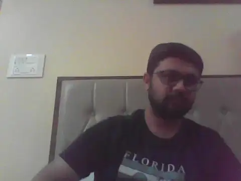 Snapshot of SexyyMotaLund57 chatting on 02.28.26 SexyyMotaLund57 online show from 02.28.26