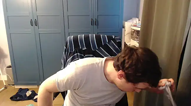 CuteMan33 online show from 01.30.25