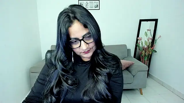 Adele Sweett online show from 04.20.26